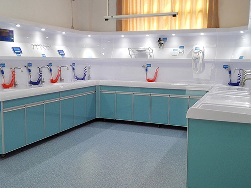 豪華型內(nèi)窺鏡清洗工作站